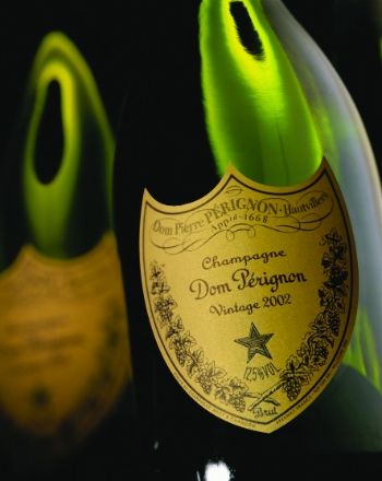 唐培里侬香槟王(Dom Pérignon)