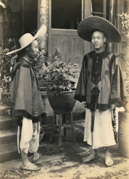 中国的官兵和长矛兵，Miako， 1896.