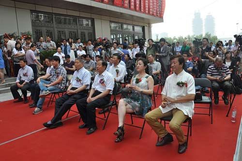 在那遥远的地方李毅中国画作品展开幕式现场 