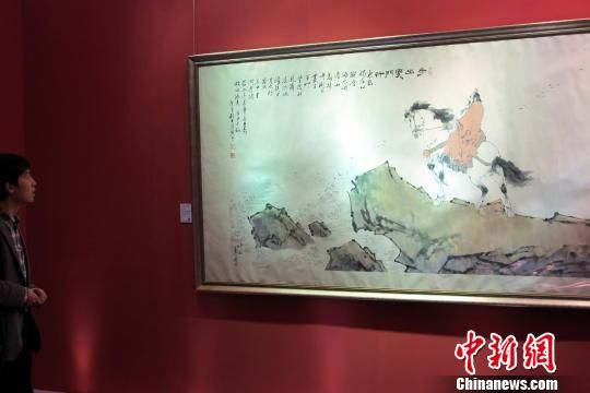 范曾作品《步出夔门行》尺幅巨大，估价800万人民币　姜煜　摄