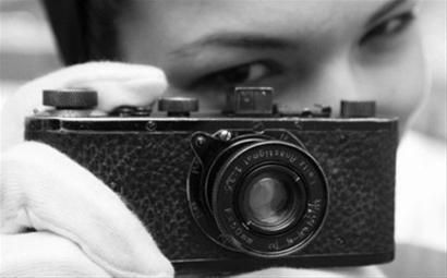 Camera sells for record ￡1.7 million